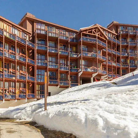 Duplex Confortable Avec Balcon - Pied Des Pistes - Proche Des Commodites - Fr-1-346-401 *